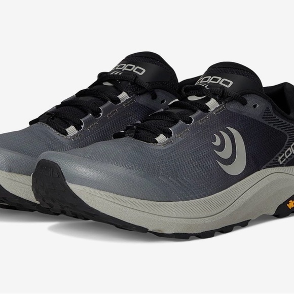 Topo Athletic Women's Gray Running Shoes - Picture 1 of 6